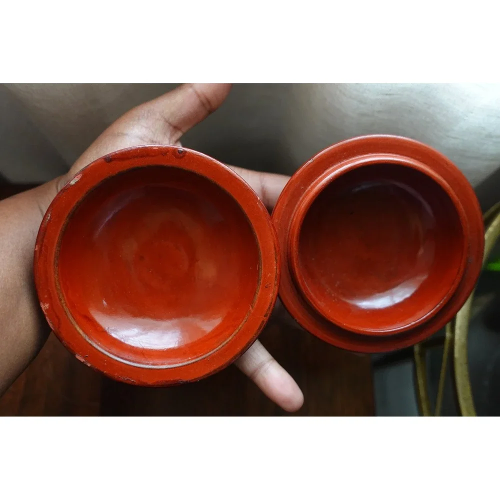 Vintage Red Lacquerware Trinket Box Round Lidded Jewelry Storage Container‎